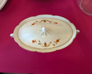 Vintage Hall Covered Casserole.