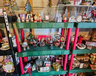 Vtg Putz chenille gnomes, vtg Christmas decor