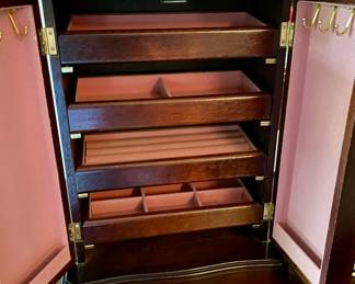 Many smaller jewelry boxes 