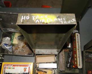 HO train accessories, truck and airplanes