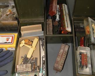 HO scale and more trains