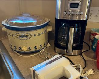 Kitchen small appliances