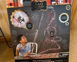 FAO Schwarz gift sets