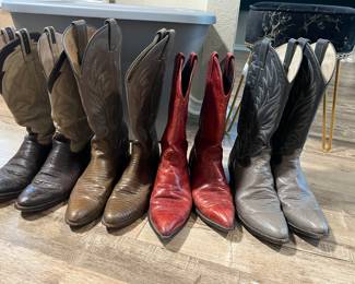 So many awesome boots!👢👢