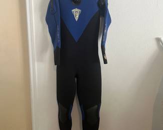 DRY suit.