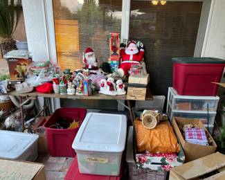 Here is a different set of holiday decorations to look through.