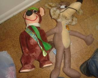 Yogi Bear and Wiley plushes