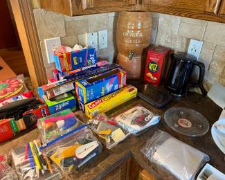Continental Iced Tea Large Serving Pitcher