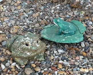 Lawn Frog Decor