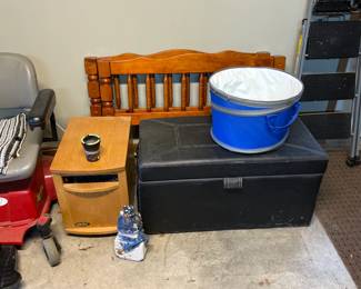 Leather Storage Bench