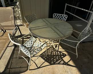 Patio Dining Set -$300