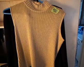 St Johns Knit Top