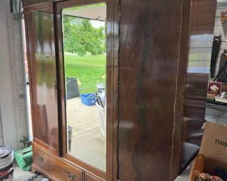 LARGE VINTAGE WARDROBE 