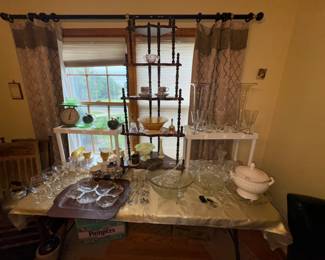 VINTAGE GLASSWARE