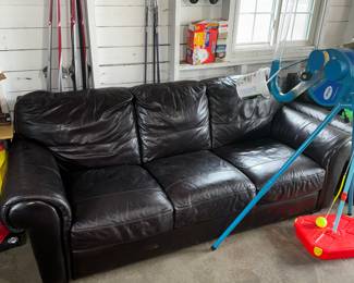 LEATHER COUCH 