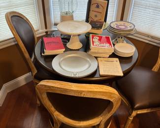 KITCHEN TABLE SET 