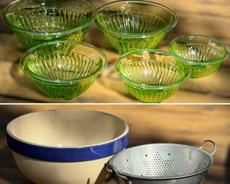 Vintage bowls and strainer 
