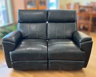 Nice leather double recliner - electric!