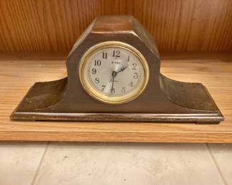 Sessions 8 Day Mantle Clock