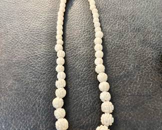 1905's Ivory Necklace
