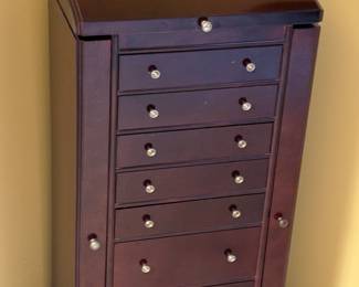 Beautiful mahogany jewelry box