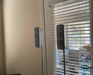 speakers