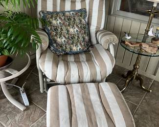 Glider with Ottoman