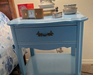Nightstand 