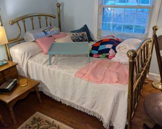Vintage Brass Full Bed