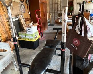 weight bench