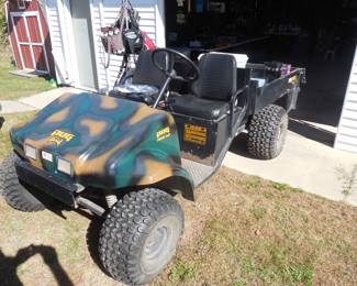 2000 Pug  F480L 4x2. Runs and drives.