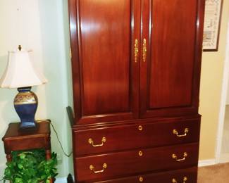 Councill Craftsman Wardrobe