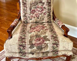 Vntage French Provencial Floral Arm Chair