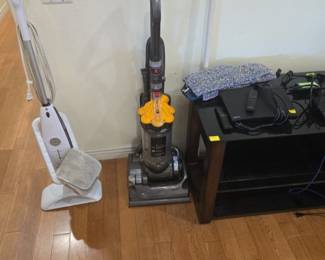 dyson vacuum/floor steamer 