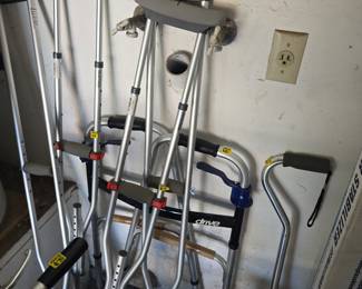 crutches/walker/cane