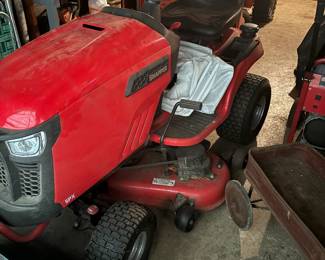 Snapper riding mower w/bagger