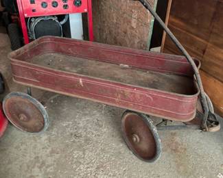 Heavy Duty Red wagon (not the generator)