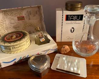 Vintage compact, dusting powder set in the original box, + more.