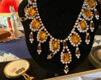 Czechoslovakian crystal rhinestone necklace - gorgeous! 