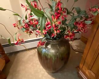 Large decorative urn