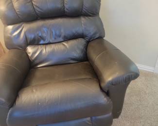 LEATHER RECLINER