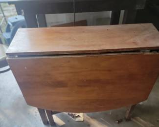Drop Leaf Table