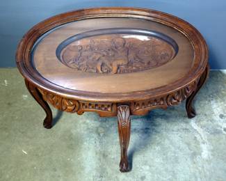 French Renaissance Style Carved Wood Side Table With Removable Glass Tray, 19.5" x 28" x 21.5"