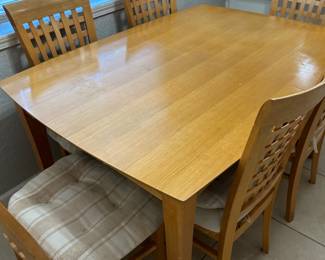kitchen table and chairs