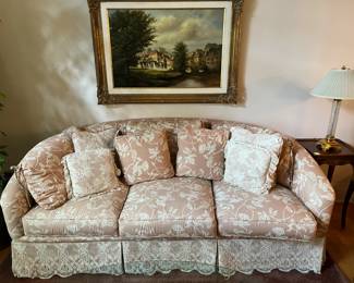 Soft-Style Victorian Sofa