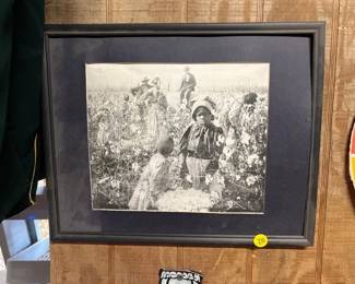 VINTAGE FRAMED PHOTO