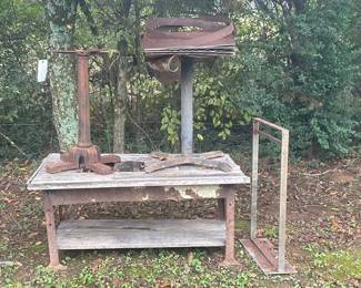 TABLES, METAL FRAMES
