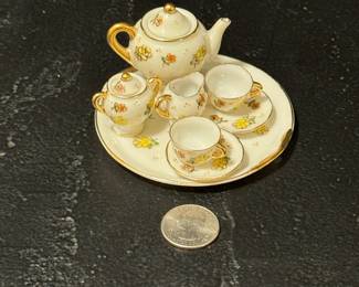 Maruyama miniature tea set