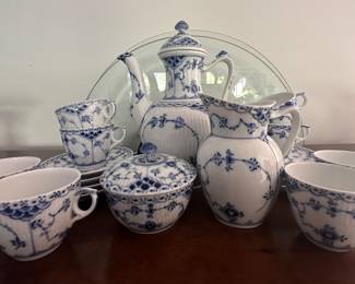 Royal Copenhagen Blue and White, Coffee/Tea Service