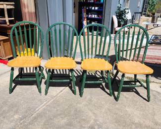 Oak chairs..
$25 each